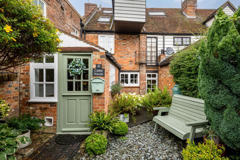 3 bedroom cottage for sale, Graces Maltings, Tring HP23