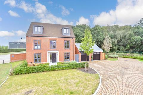 5 bedroom detached house for sale, Kings Hill, Kings Hill, West Malling, Kent