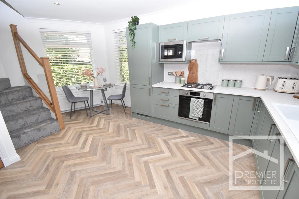 Kitchen dining room