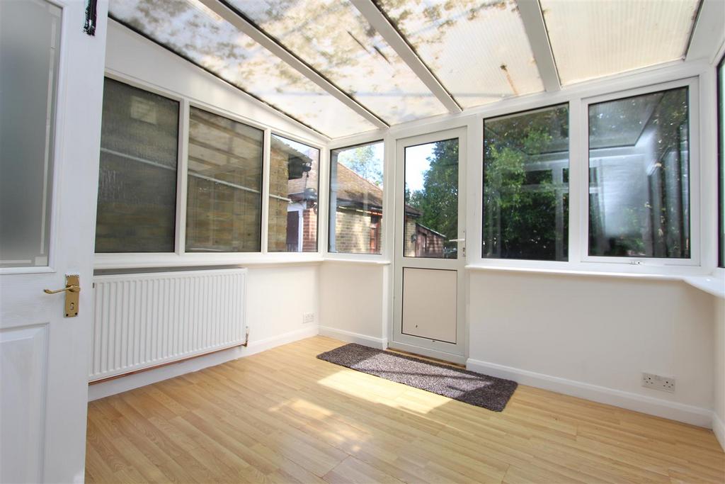 Sutton Road, Maidstone 1 bed flat to rent £1,200 pcm (£277 pw)