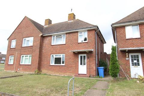 3 bedroom house to rent, Manor Grove, Sittingbourne