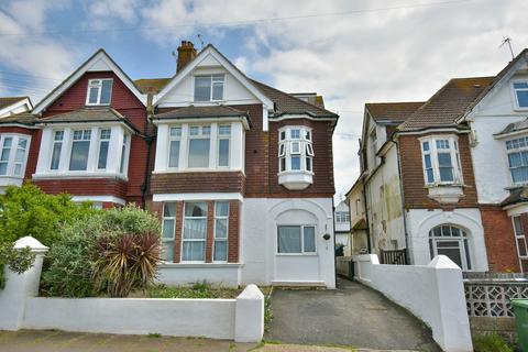 2 bedroom flat for sale, Bolebrooke Road, Bexhill-on-Sea, TN40