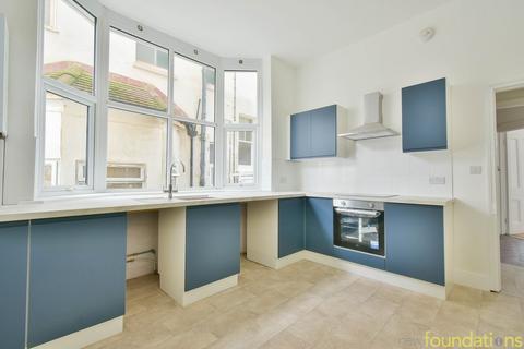 2 bedroom flat for sale, Bolebrooke Road, Bexhill-on-Sea, TN40