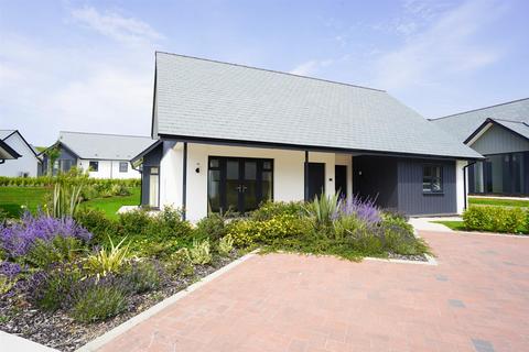 2 bedroom detached bungalow for sale, Kenwith Meadows, Bideford