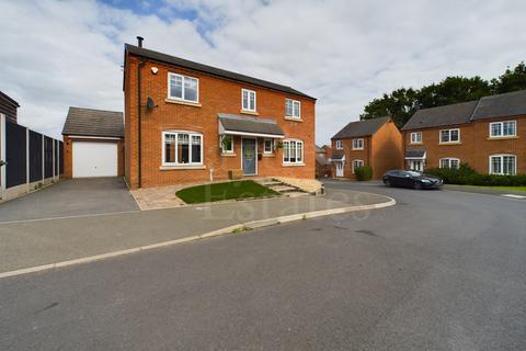 4 bedroom detached house for sale, Groves Way, Hartlebury, Kidderminster, DY11 7TU.