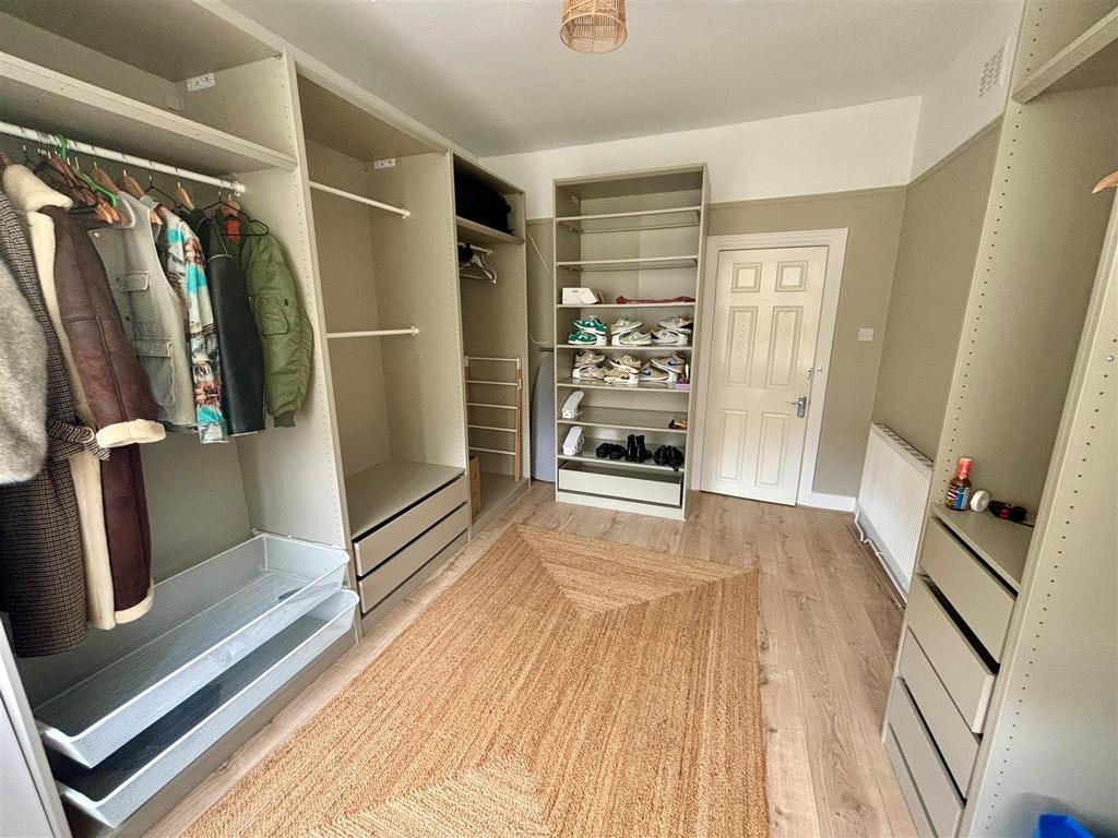 Bedroom.jpg