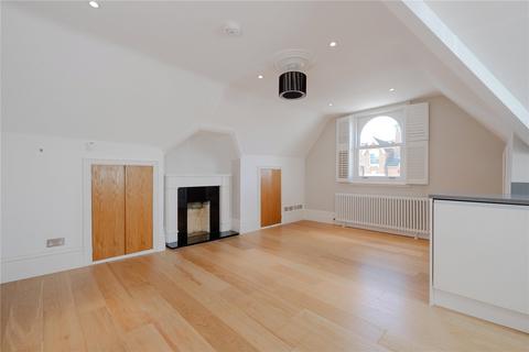 2 bedroom apartment for sale, Montague Road, Richmond, Surrey, UK, TW10