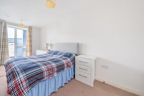 2 bedroom flat for sale, Slough,  Berkshire,  SL1