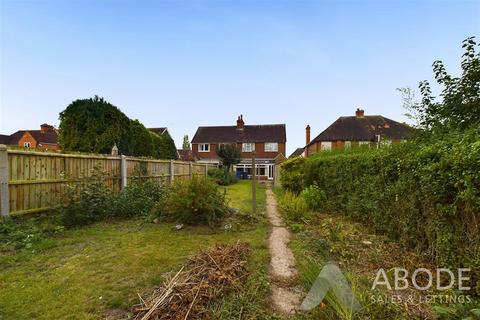 3 bedroom semi-detached house for sale, Lansdowne Road, Burton-On-Trent DE14