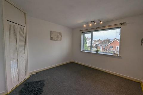 2 bedroom maisonette to rent, Derwent Close, Coventry CV5