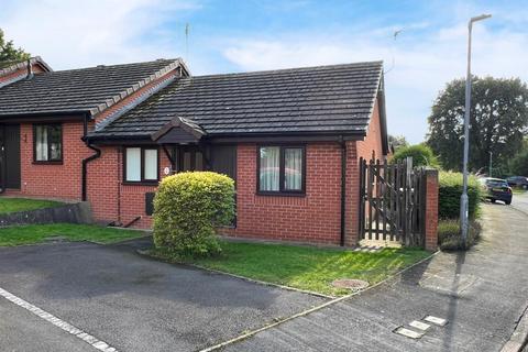 2 bedroom bungalow for sale, Oswestry Road, Ellesmere.