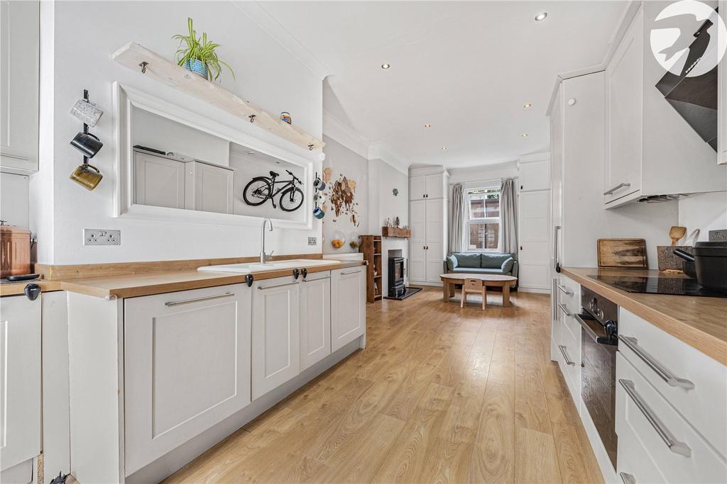 Kitchen/Lounge