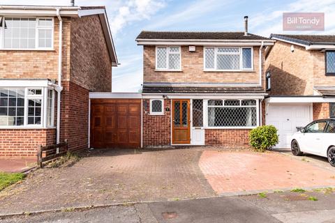 41 Lincoln Close, Lichfield, WS13 7SW