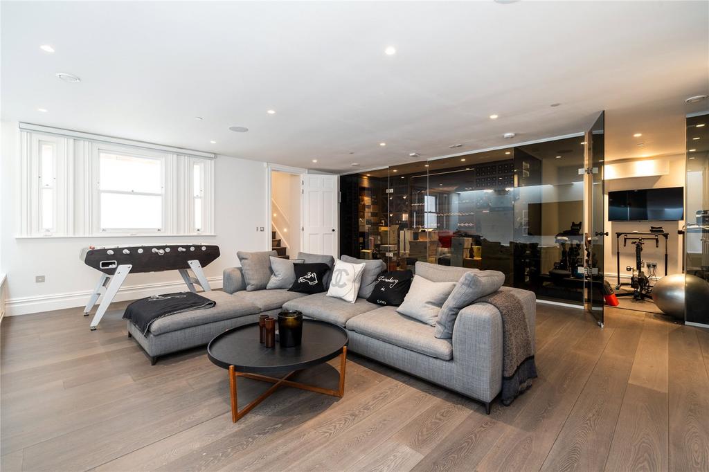 Games/Cinema Room