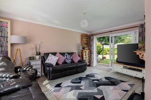 4 bedroom detached house for sale, Harewood Close, Crawley, West Sussex, RH10