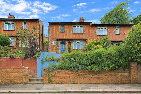 4 bedroom semi-detached house for sale - Stanmer Park Road, Brighton, BN1 7JH