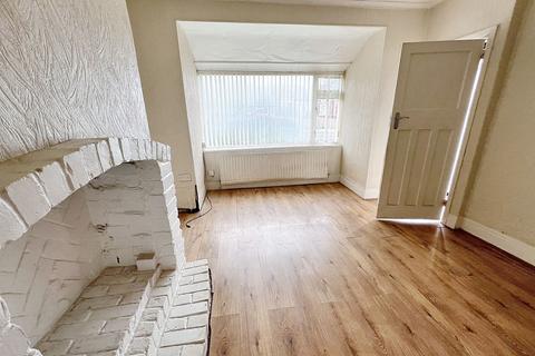 2 bedroom semi-detached house for sale, Meadway, Forest Hall, Newcastle upon Tyne, Tyne and Wear, NE12 9RD