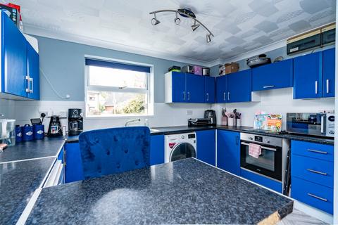 2 bedroom terraced house for sale, Bowman Close, Boston, PE21