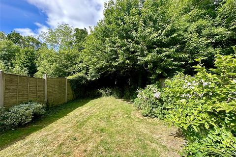 14 Blackthorn Close, Pennington, Lymington, SO41 8AY