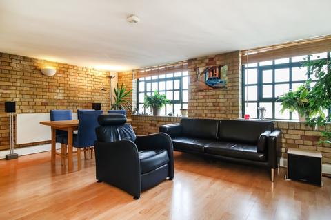 2 bedroom apartment to rent, Merchant Court, Wapping Wall, London, E1W