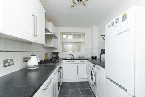 2 bedroom flat for sale, Lower Northdown Avenue, Margate, CT9