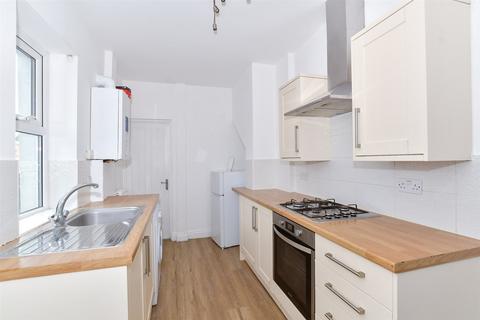 3 bedroom end of terrace house for sale, Beaconsfield Road, Maidstone, Kent