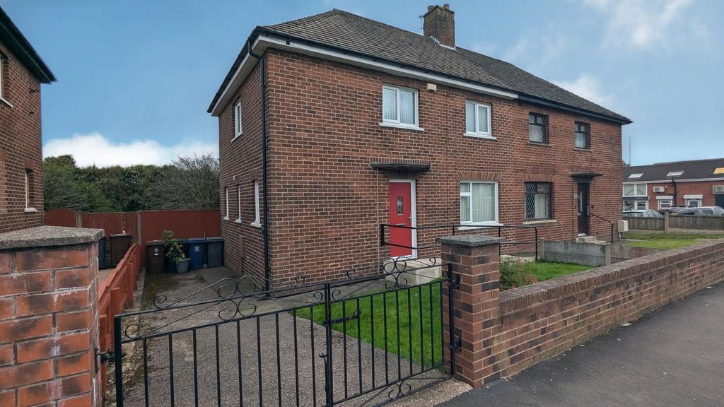 Highgate Road, Upholland WN8 3 bed semidetached house for sale £150,000