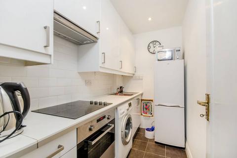 1 bedroom flat to rent, Church Crescent, Muswell Hill, London, N10