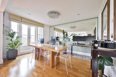 2 bedroom flat for sale, Imperial Wharf, Imperial Wharf, London, SW6