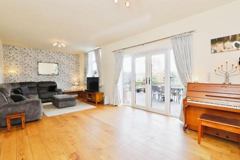 5 bedroom semi-detached house for sale, Meadow Head, Sheffield