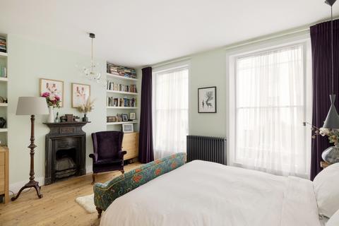 12 Falkland Road, London, NW5 2PT
