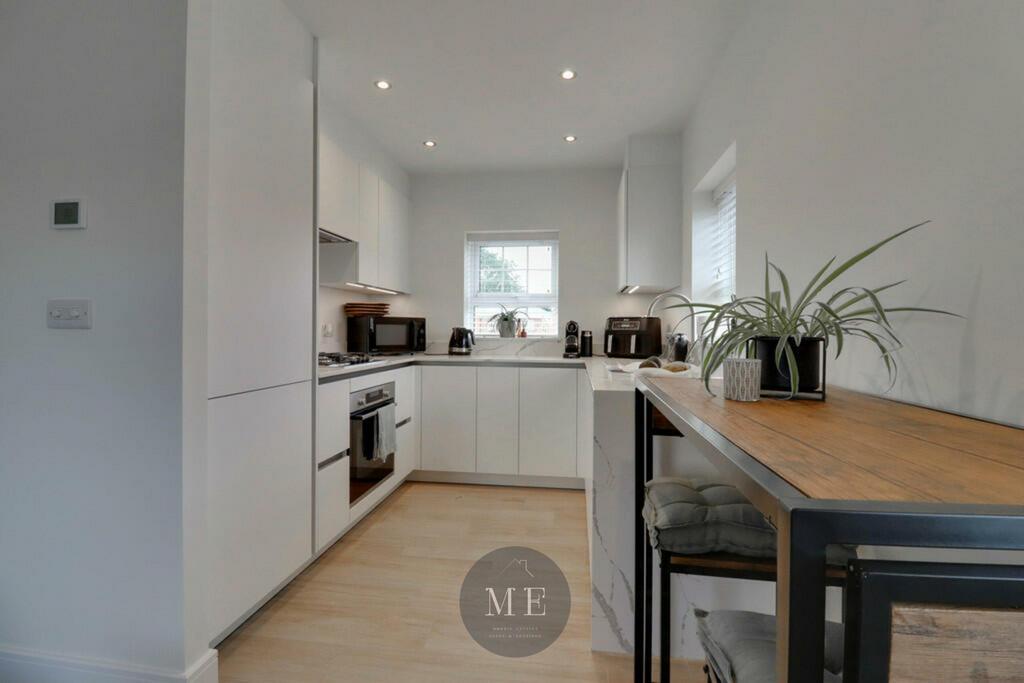 Kibworth, Leicester LE8 2 bed apartment to rent £875 pcm (£202 pw)