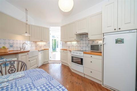 2 bedroom apartment for sale, Church Crescent, Muswell Hill, London, N10