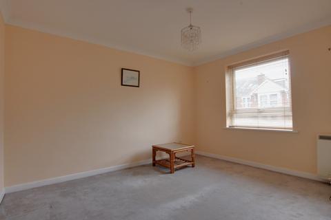 2 bedroom flat for sale, West Street, Bedhampton, Havant