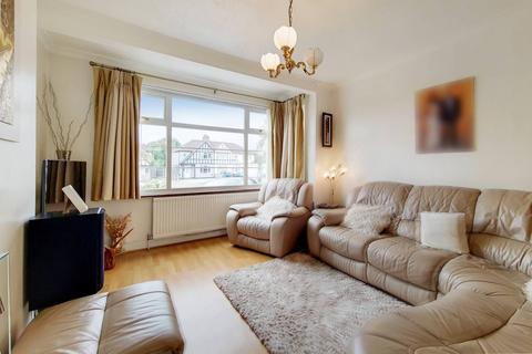 3 bedroom semi-detached house to rent, Kenton Lane, Harrow, HA3