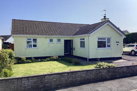 3 bedroom detached bungalow for sale, Craig Y Don Estate, Benllech, Tyn-Y-Gongl