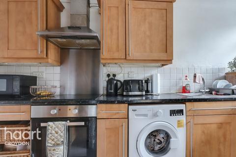 1 bedroom flat for sale, Nottingham Road, South Croydon