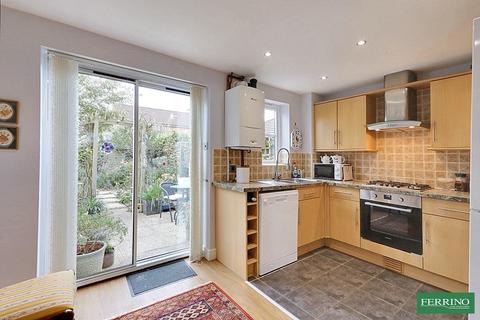 2 The Spires, Lydney, GL15 5QX