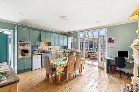 5 bedroom semi-detached house for sale, Munster Road, Teddington, TW11