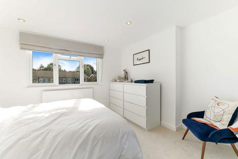 24 Norbury Road, Reigate, RH2 9BY