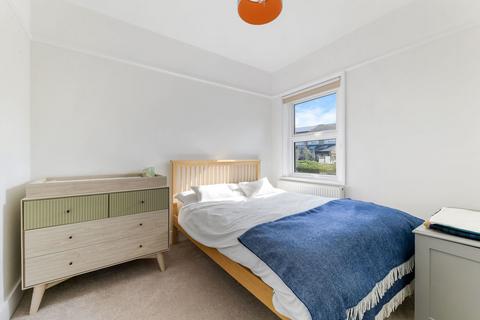 24 Norbury Road, Reigate, RH2 9BY
