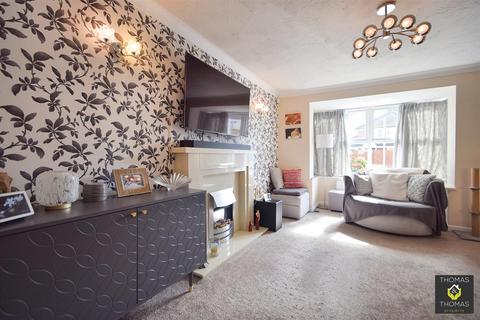14 Bentley Close, Quedgeley, Gloucester, GL2 4SH