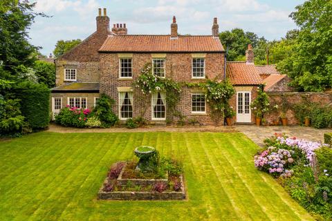 6 bedroom detached house for sale, The Old Vicarage, Topcliffe, Thirsk, YO7 3RU