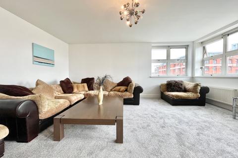 2 bedroom flat to rent, Buchanan Street, Glasgow G1