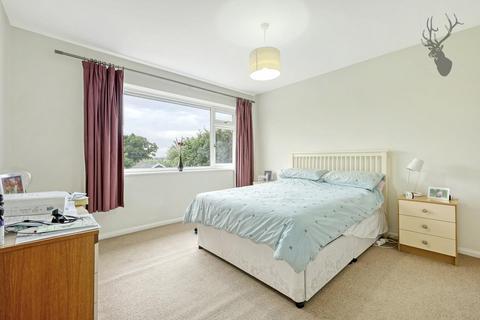 17 Hill Road, Theydon Bois, Epping, CM16 7LX