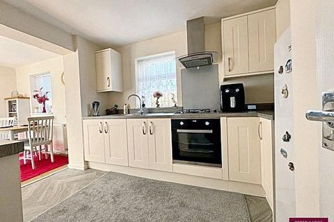 2 bedroom detached bungalow for sale, Archers Green, Prestatyn, Denbighshire LL19 7RP