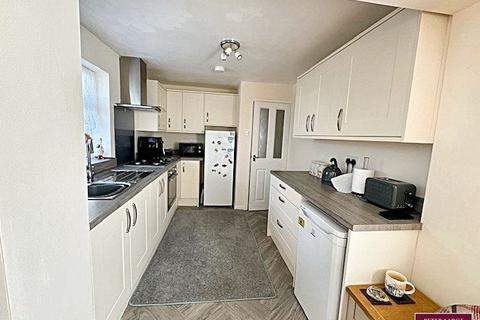 2 bedroom detached bungalow for sale, Archers Green, Prestatyn, Denbighshire LL19 7RP