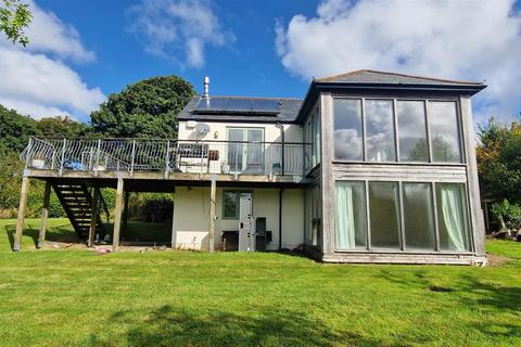 5 bedroom detached house for sale, Shortlanesend, Truro