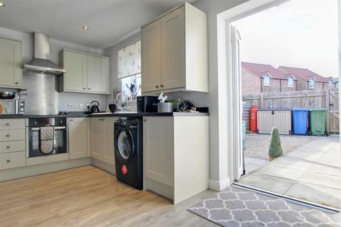 2 bedroom terraced house for sale, South Street, Middleton On The Wolds