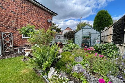 5 bedroom detached house for sale, Beacon Road, Romiley